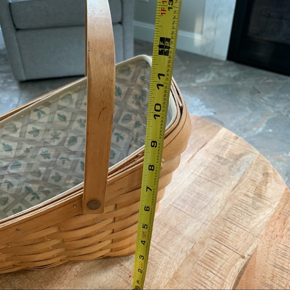 Longaberger Basket - Picture 13 of 15